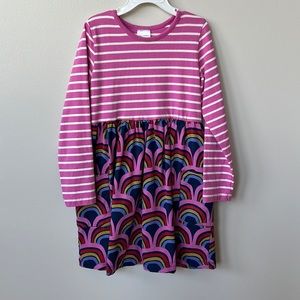 Girls Hanna Andersson Striped/Rainbow Print Dress with Front Pockets size 6-7